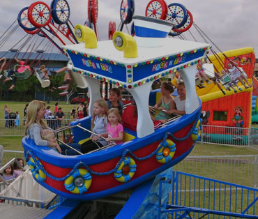 Mini Rocking Tug Ride for Hire Brisbane